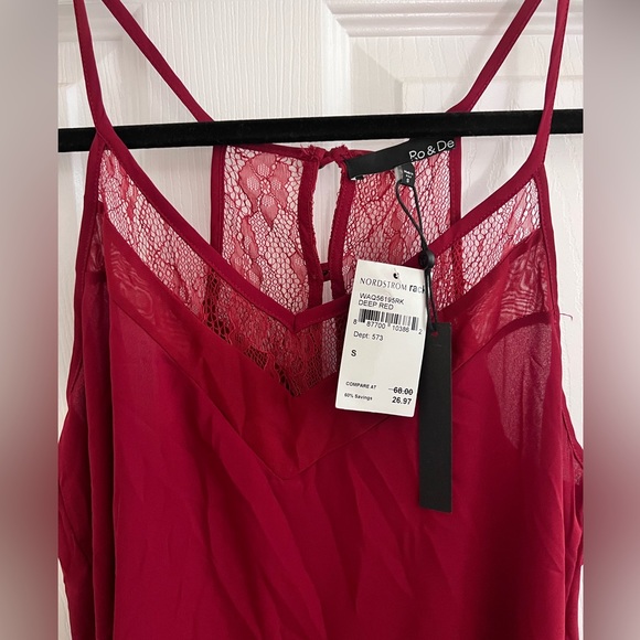 Red top - Picture 4 of 4